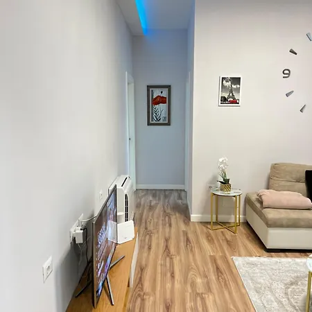 Experience New Bazaar 02 Apartment Tirana